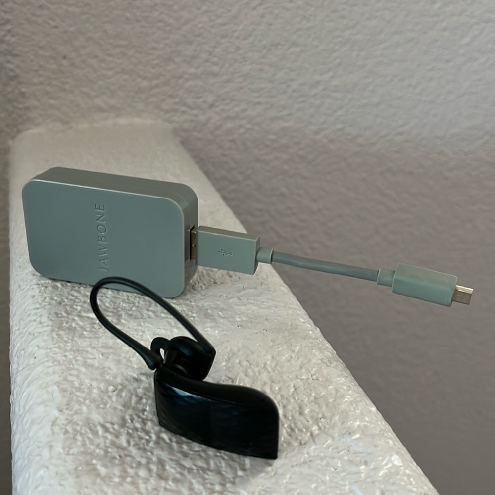 Jawbone wireless headset